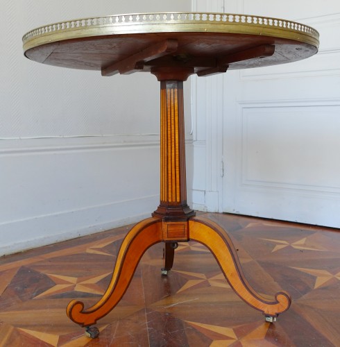 Guéridon Directoire en marqueterie de citronnier - Directoire