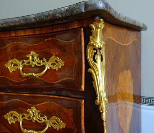 Commode Louis XV estampillée Lebesgue - Louis XV