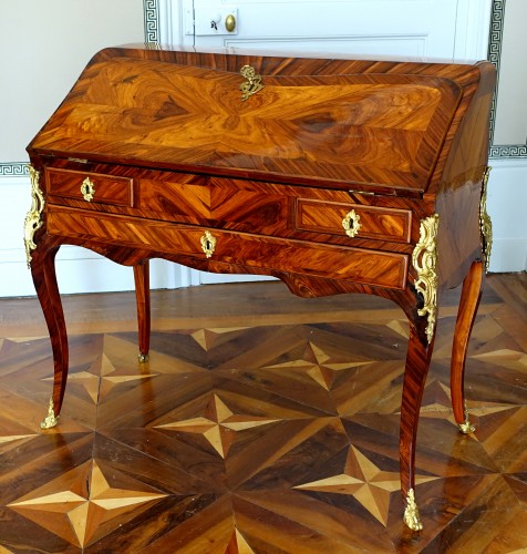 Furniture  - Léonard Boudin - Louis XV Period Violet Wood Lady&#039;s Desk - Stamped