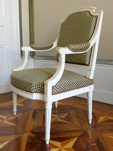 Antiquités - Fauteuil à la reine d'époque Louis XVI