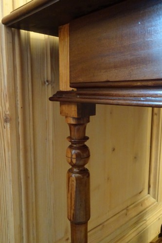 Louis XIV - Mahogany and gaîac writing table, 18th century, port work