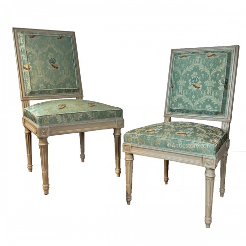 Paire de chaises pour l'Abbé d'Argenteuil par Georges Jacob (1739 -1814 )