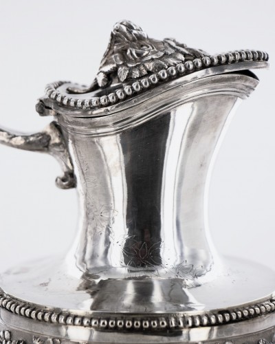 Aiguière en argent époque Louis XVI - Argenterie et Arts de la table Style Louis XVI