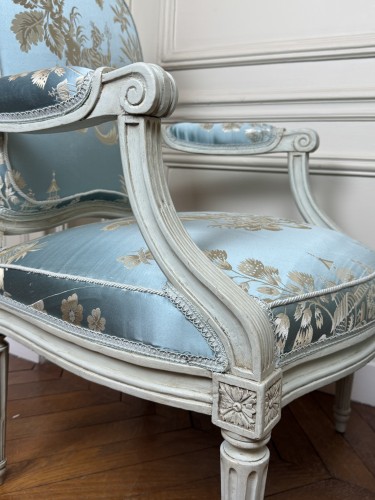 Two Louis XV armchairs stamped JB Boulard  - Transition