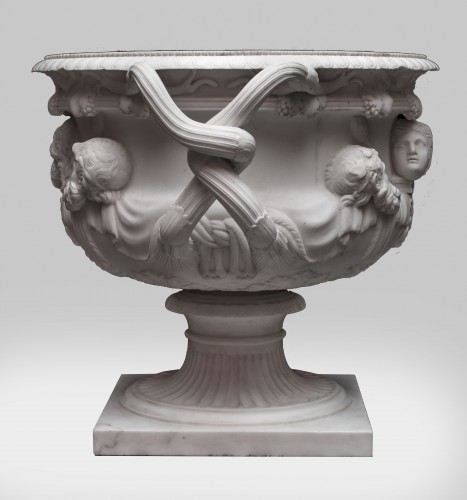 Two-handled marble vase  - Decorative Objects Style 