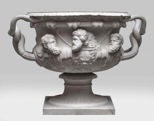 Vase à deux anses en marble - Brun Fine Art