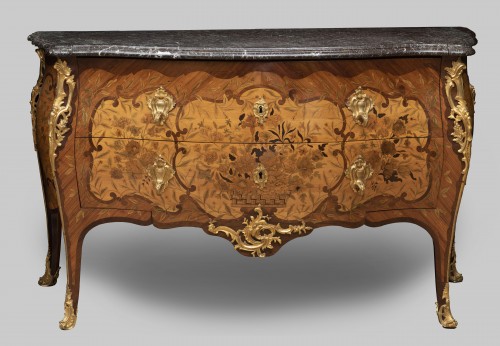 Commode Louis XV à marqueterie florale par Jacques Philippe Carel - Mobilier Style 