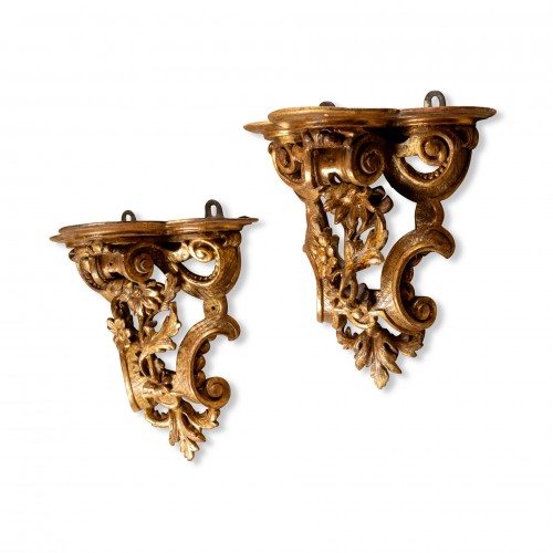 A pair of wall gilted wood Brackets Regency period - Decorative Objects Style French Regence