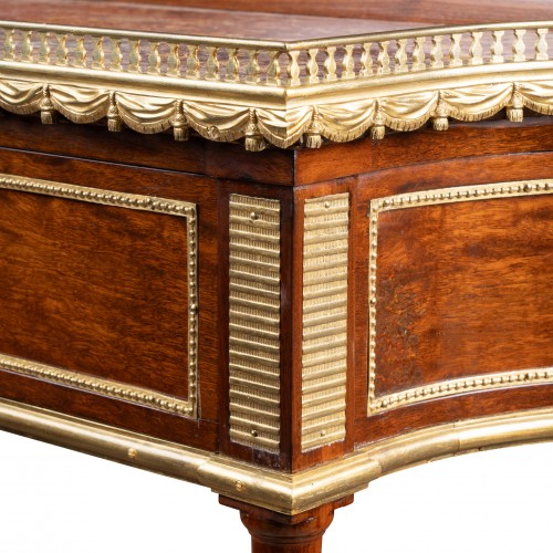 Louis XVI - A mahogany Sideboard  Louis XVI Period Paris