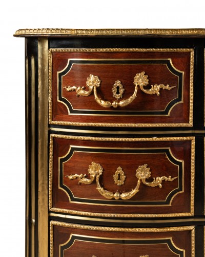 XVIIe siècle - Commode marquetée Epoque Louis XIV