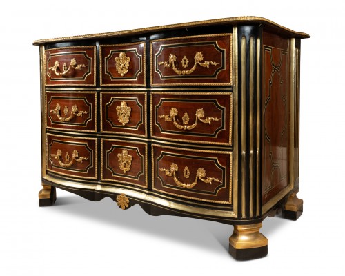 Louis XIV - A  Louis XIV ormolu-mounted ,Amaranth , ebony Commode