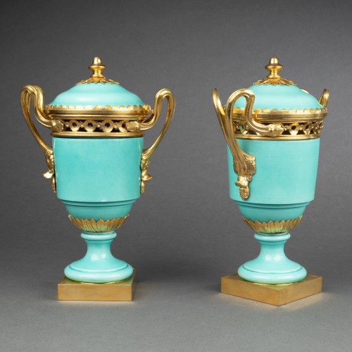 A pair  of porcelain Vases ormolu-mounted Circa 1830 - 