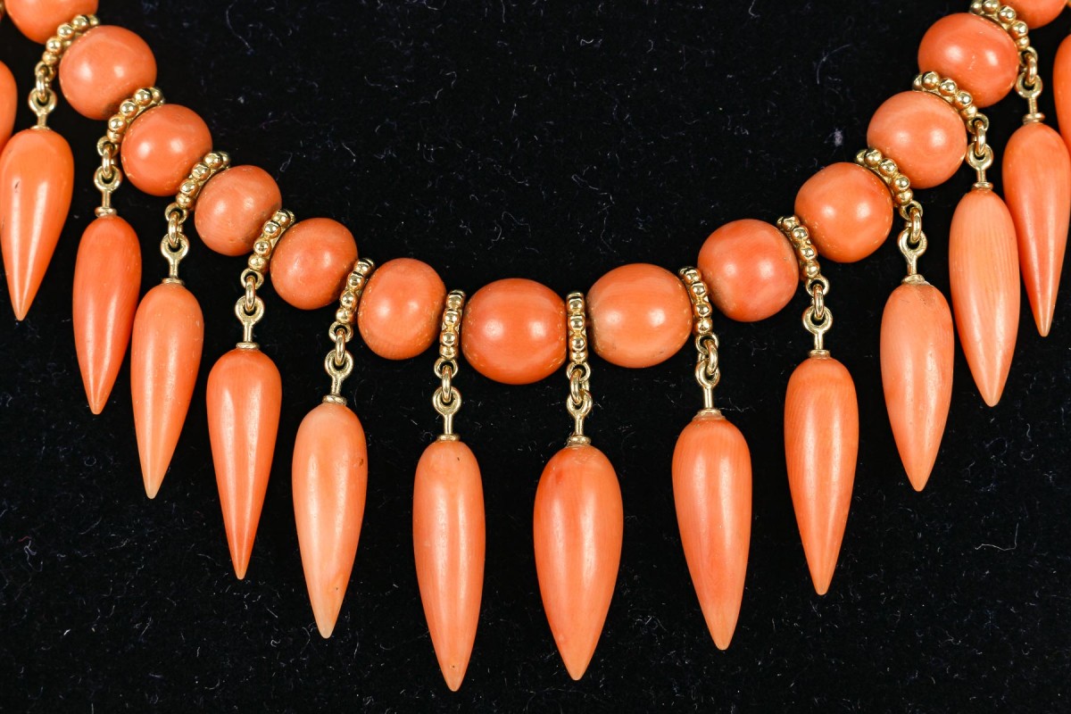 Antique Coral + Gold Brooch – SPUR Jewelry Project