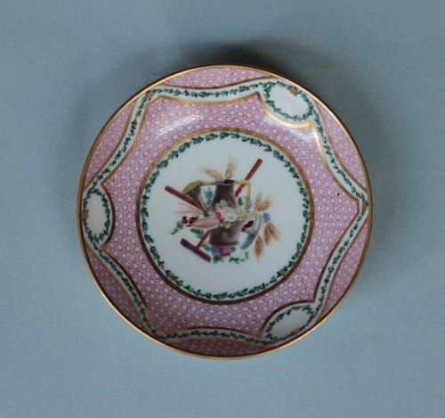 Calabre gobelet in Sèvres porcelain, a Taillandier pink ground,circa 1770 - Porcelain & Faience Style Louis XV