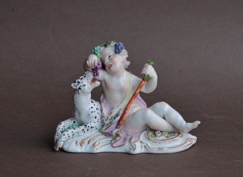 Porcelain & Faience  - Young boy seated next to a leopard in Meissen porcelain, circa 1750-55.