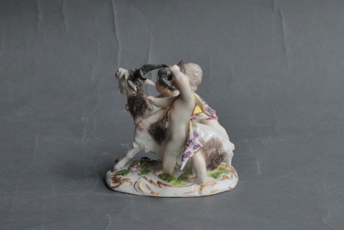 18th century - Meissen porcelain group of children with a goat, circa 1755