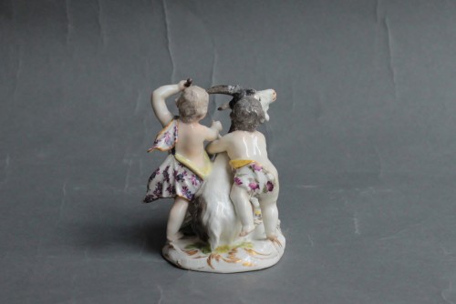 Meissen porcelain group of children with a goat, circa 1755 - Louis XV