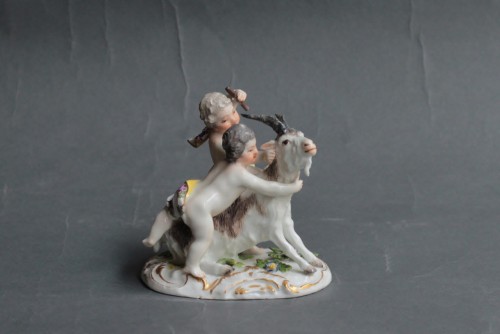 Louis XV - Meissen porcelain group of children with a goat, circa 1755