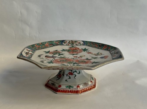 18th century - Octogonal display in Chinese porcelain with Green Family decoration 18h century