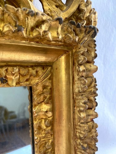 Miroirs, Trumeaux  - Miroir Italien haute époque en bois doré