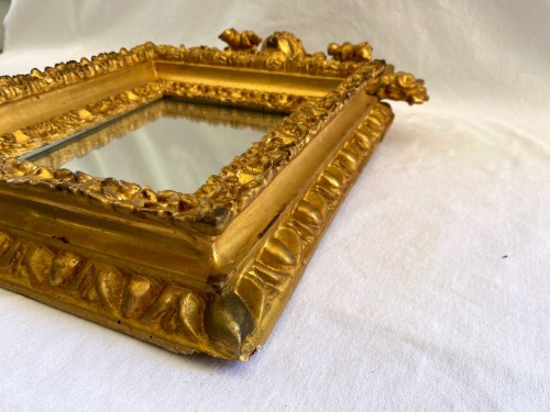 Antiquités - Miroir Italien haute époque en bois doré