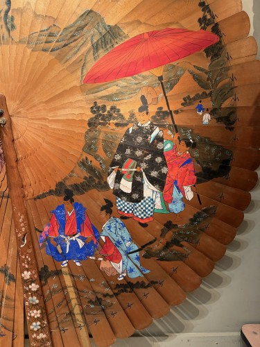 Very large decorative painted wood fan, Japan, circa 1920 - Asian Works of Art Style Art Déco