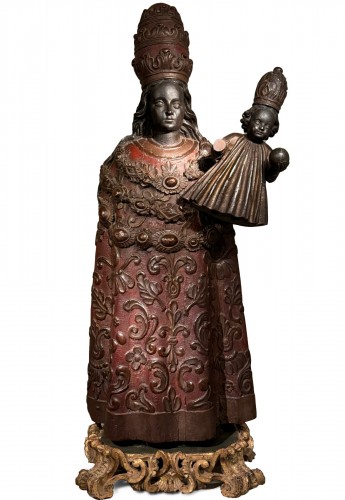 Huge 18th century  black Virgin with the Child, Roussillon