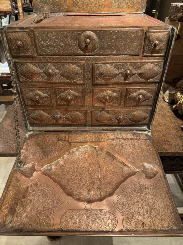 A plain massive brass cabinet, with silver inlaids ,Egypt, late 19th c. - Art nouveau