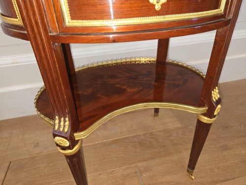 Table chiffonnière d'époque Louis XVI - Mobilier Style Louis XVI