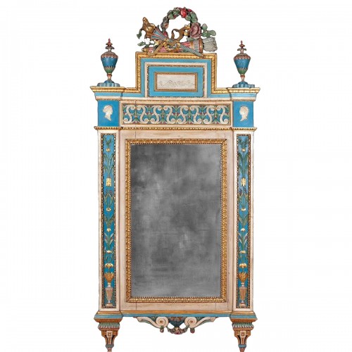 An italian gilded and lacquered wood Mirror