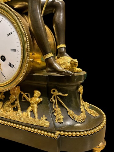 Pendule L'Afrique - Ridel à Paris - Horlogerie Style Directoire