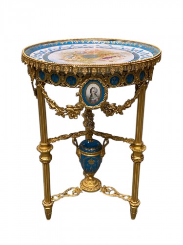 Guéridon bronze et porcelaine.Napoléon III