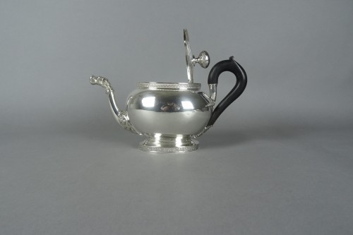 Solid silver teapot early 19th century - J.G Dutalis in Brussels - Restauration - Charles X