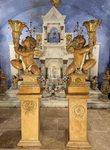 Importante paire d’anges porte-torchère en terre cuite  fin XIXe - Art sacré, objets religieux Style 