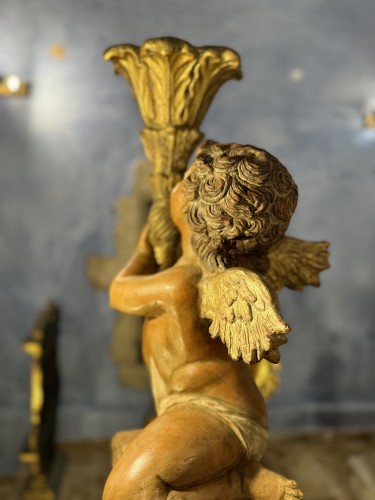 Antiquités - Importante paire d’anges porte-torchère en terre cuite  fin XIXe