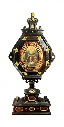 Large Italian Monstrance With 13 Relics – Mid 18th Century