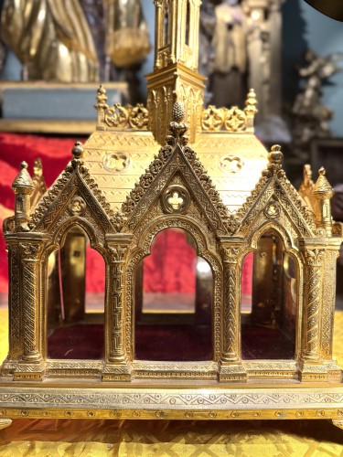 Neo-gothic Reliquary Shrine – 19th Century  - 