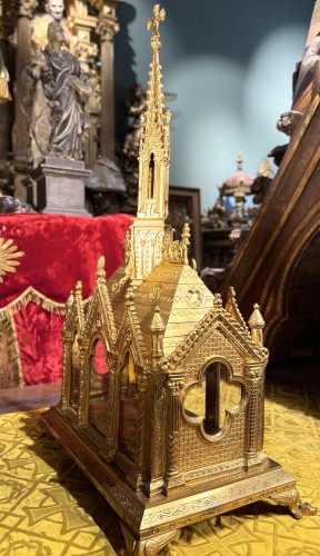 Neo-gothic Reliquary Shrine – 19th Century  - 