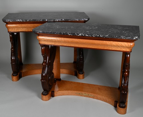 A pair of Charles X consoles - Furniture Style Restauration - Charles X