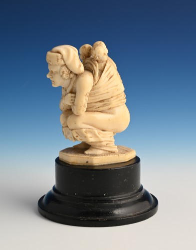 18th century - A amusing Ivory sculpture