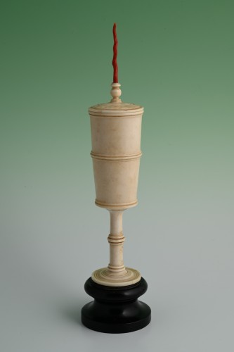 Decorative Objects  - A turned ivory &quot;Kunstkammer&quot; cup.