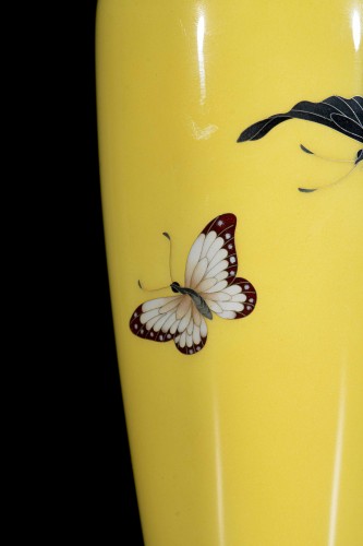 20th century - A Japanese Cloisonné Vase Decorated With Three Flying Butterflies