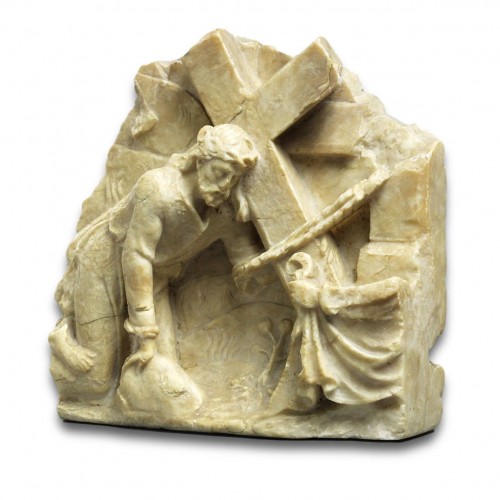 Sculpture  - Fragmentary Alabaster Of Christ Carrying The Cross, 16th Century