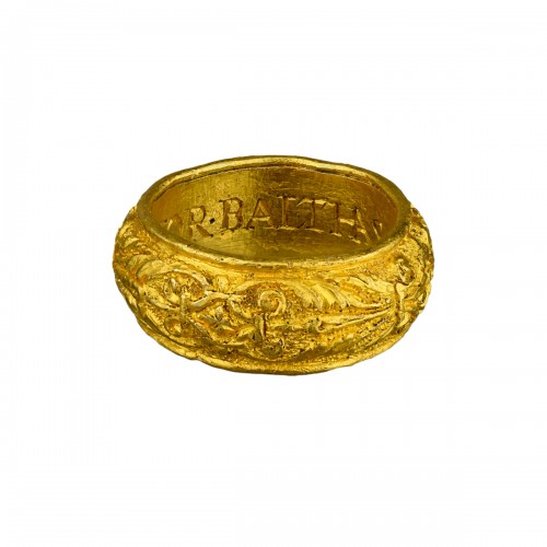 Importante bague amulette Renaissance en or gravée des noms des Mages