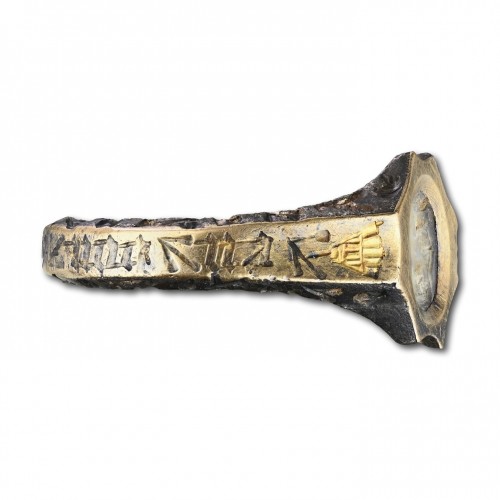 Antique Jewellery  - Medieval silver and gold ring set with an intaglio 15th century