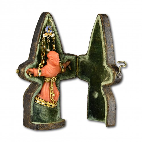 Gold and coral pendant of Saint Francis, 17th century - 