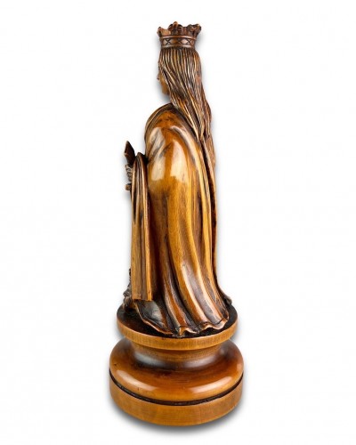 Antiquités - Boxwood sculpture of Saint Catherine of Alexandria