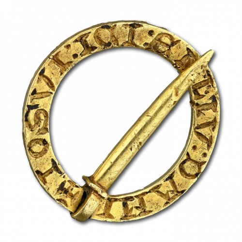 Historically documented medieval gold ring brooch. French/English, 13th cen - 