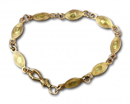 Antiquités - Vari-coloured, high carat gold bracelet