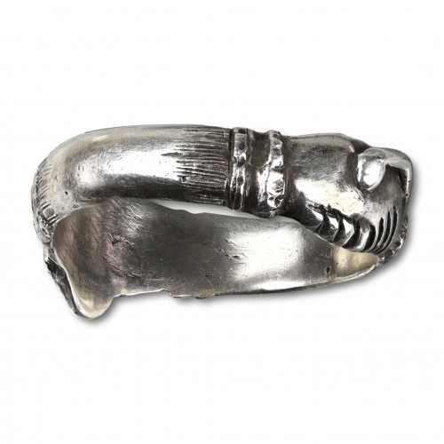 11th to 15th century - Medieval silver fede ring, Italy15th century.